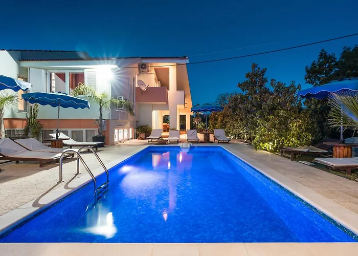 Villa Artzy *
